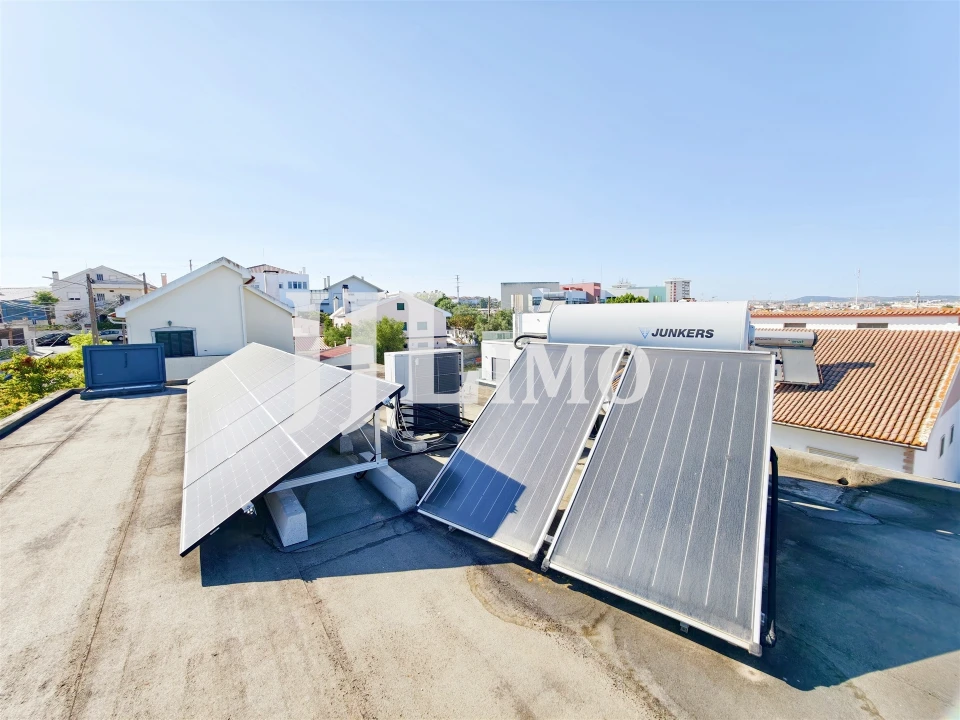 Moradia T3 para Arrendamento em Santa Iria de Azoia, São João da Talha e Bobadela Foto 50