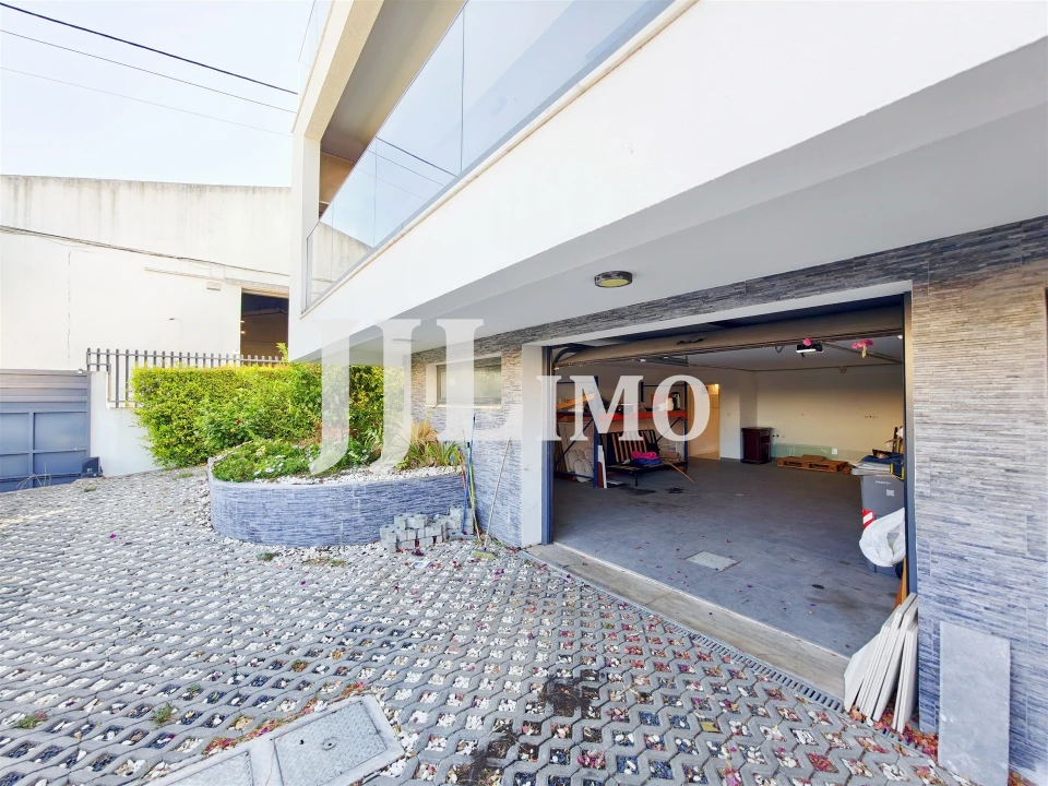 Moradia T3 para Arrendamento em Santa Iria de Azoia, São João da Talha e Bobadela Foto 53