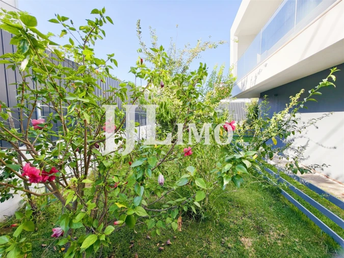 Moradia T3 para Arrendamento em Santa Iria de Azoia, São João da Talha e Bobadela Foto 61