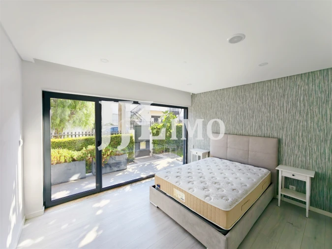 Moradia T3 para Arrendamento em Santa Iria de Azoia, São João da Talha e Bobadela Foto 17