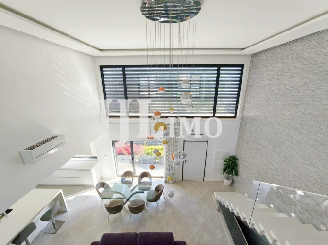 Moradia T3 para Arrendamento em Santa Iria de Azoia, São João da Talha e Bobadela Foto 22