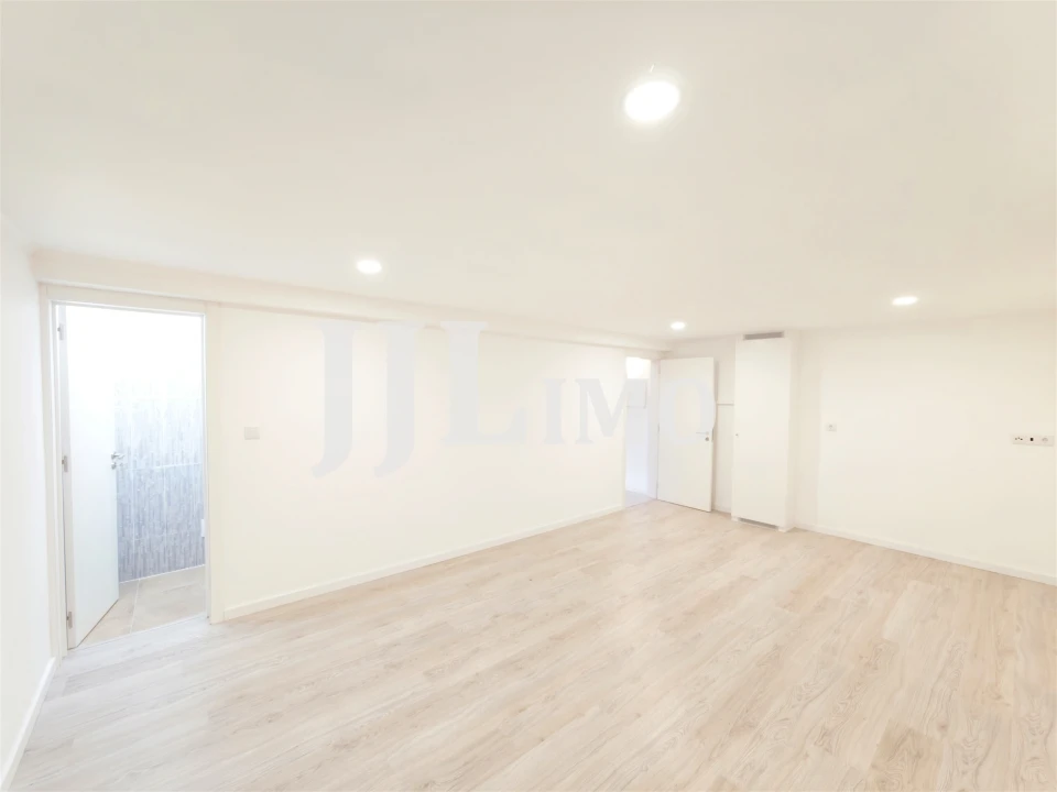 Moradia T3 para Arrendamento em Santa Iria de Azoia, São João da Talha e Bobadela Foto 58