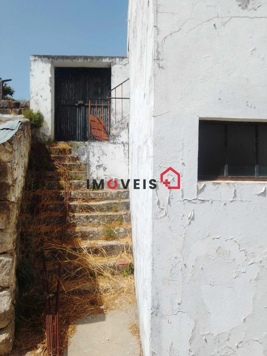 Moradia T3 para Venda em Pernes Foto 14