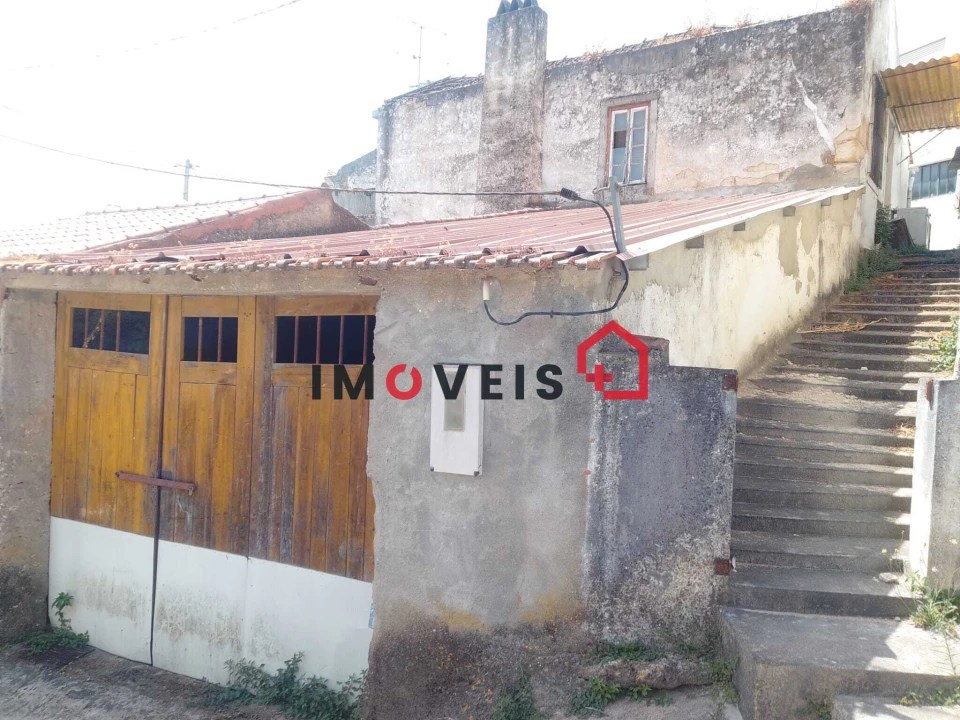 Moradia T3 para Venda em Pernes Foto 5