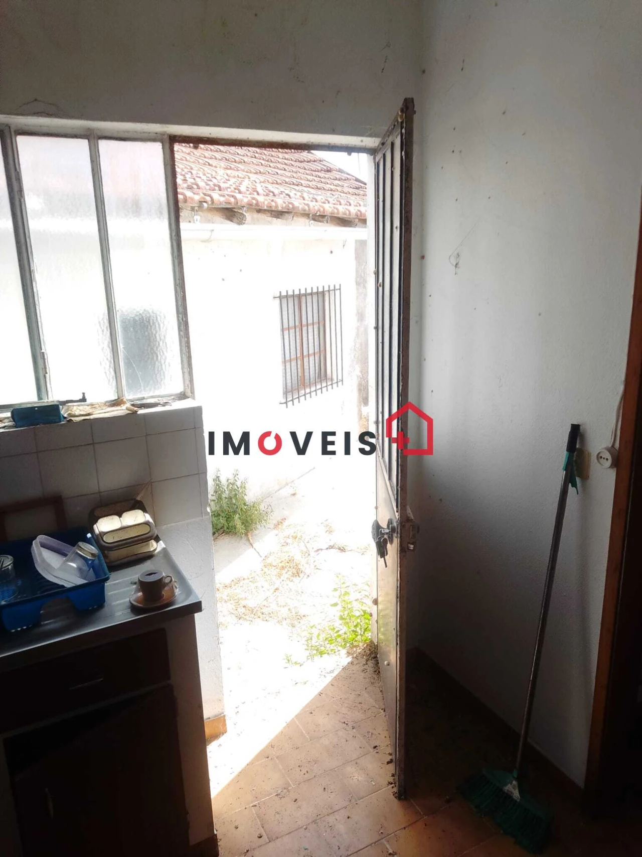 Moradia T3 para Venda em Pernes Foto 10