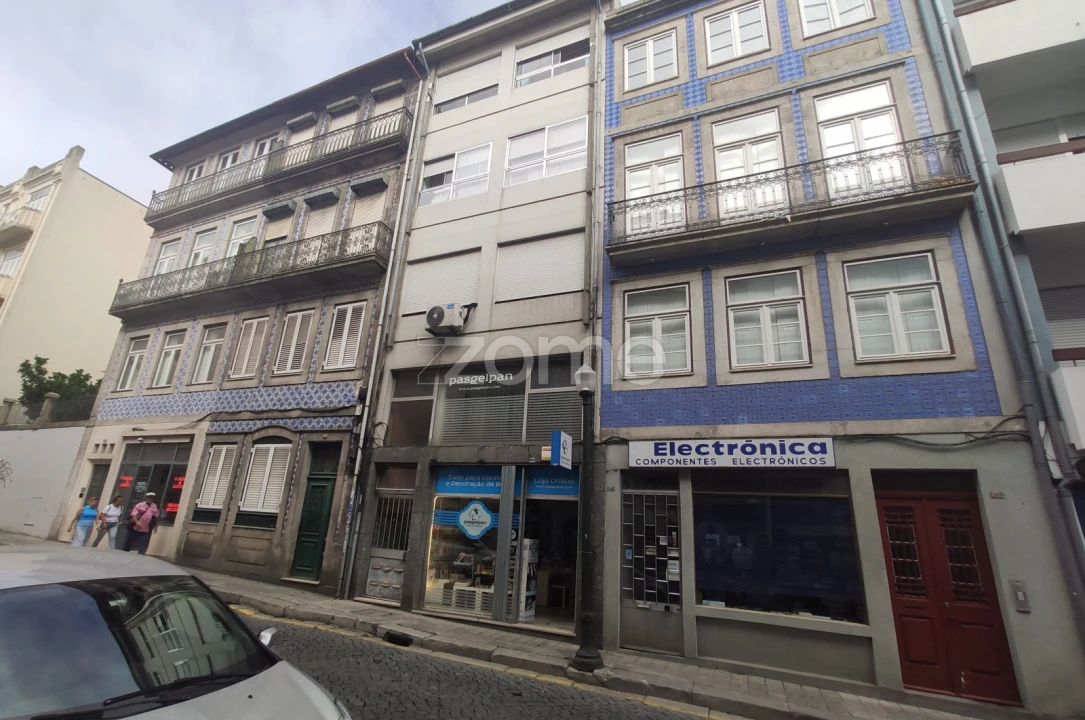 Apartamento T1 para Venda em Cedofeita, Santo Ildefonso, Sé, Miragaia, São Nicolau e Vitória Foto 16