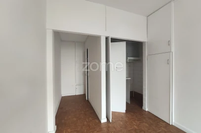 Apartamento T1 para Venda em Cedofeita, Santo Ildefonso, Sé, Miragaia, São Nicolau e Vitória