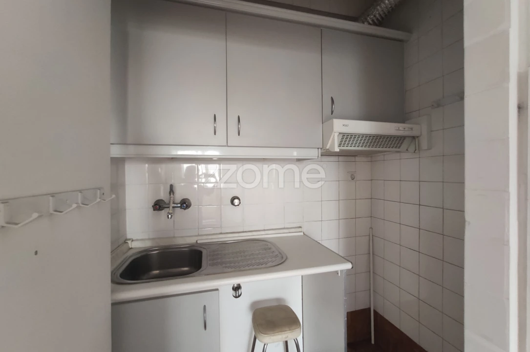 Apartamento T1 para Venda em Cedofeita, Santo Ildefonso, Sé, Miragaia, São Nicolau e Vitória Foto 5