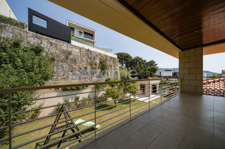 Moradia T5 para Venda em Este (São Pedro e São Mamede) Foto 31