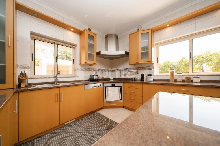 Moradia T5 para Venda em Este (São Pedro e São Mamede) Foto 7