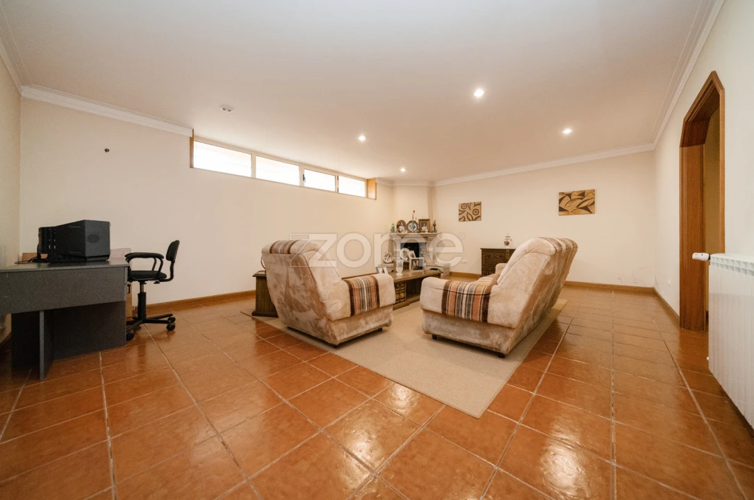 Moradia T5 para Venda em Este (São Pedro e São Mamede) Foto 45