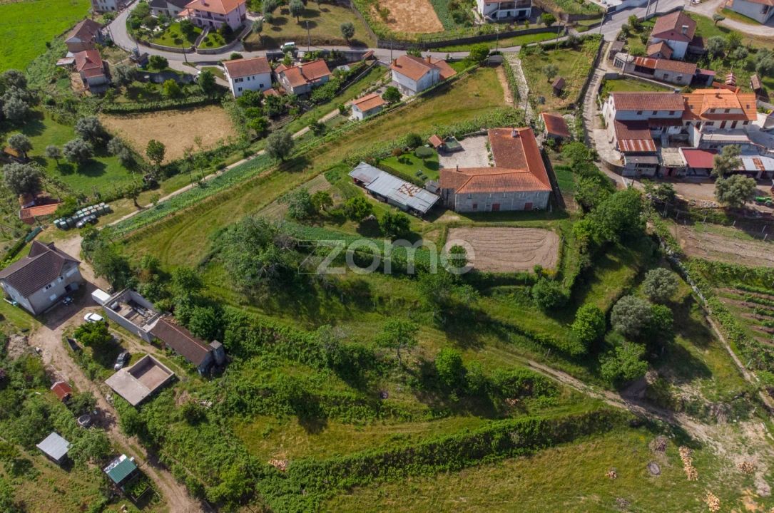 Moradia T5 para Venda em Gondufe Foto 49