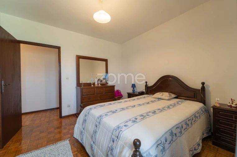 Moradia T5 para Venda em Gondufe Foto 19