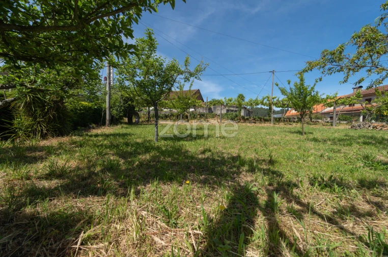 Moradia T5 para Venda em Gondufe Foto 55