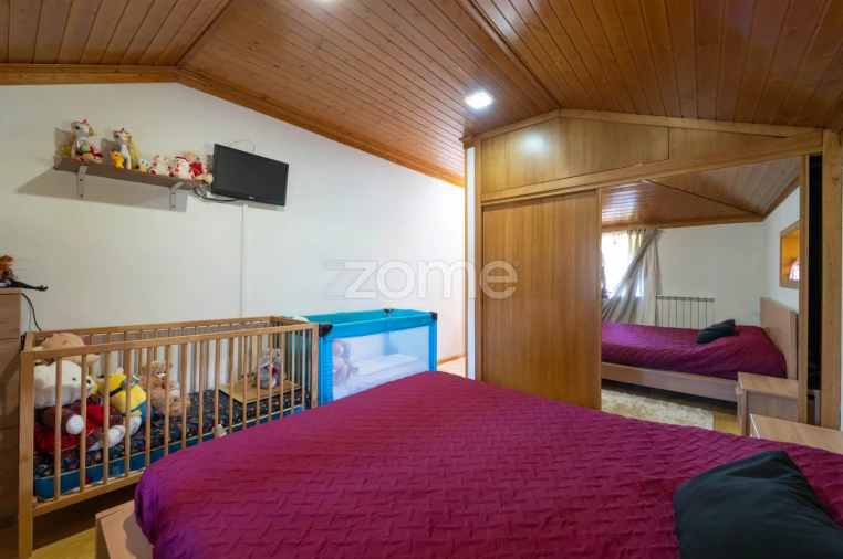 Moradia T5 para Venda em Gondufe Foto 39