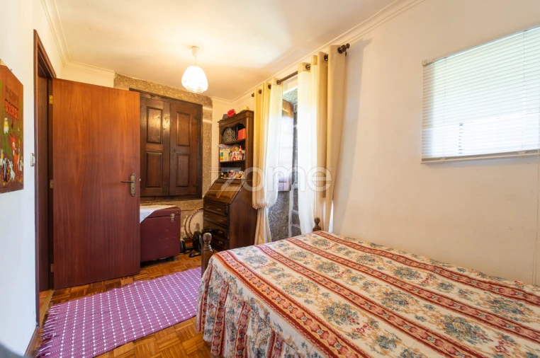 Moradia T5 para Venda em Gondufe Foto 27