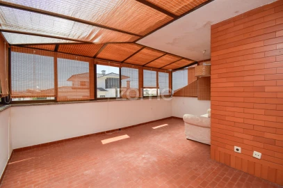 Moradia T6 para Venda em Carcavelos e Parede