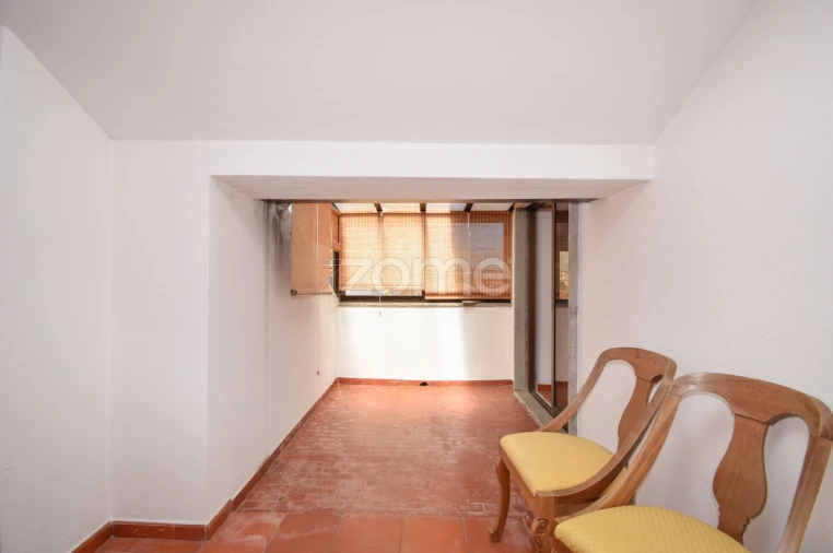 Moradia T6 para Venda em Carcavelos e Parede Foto 36