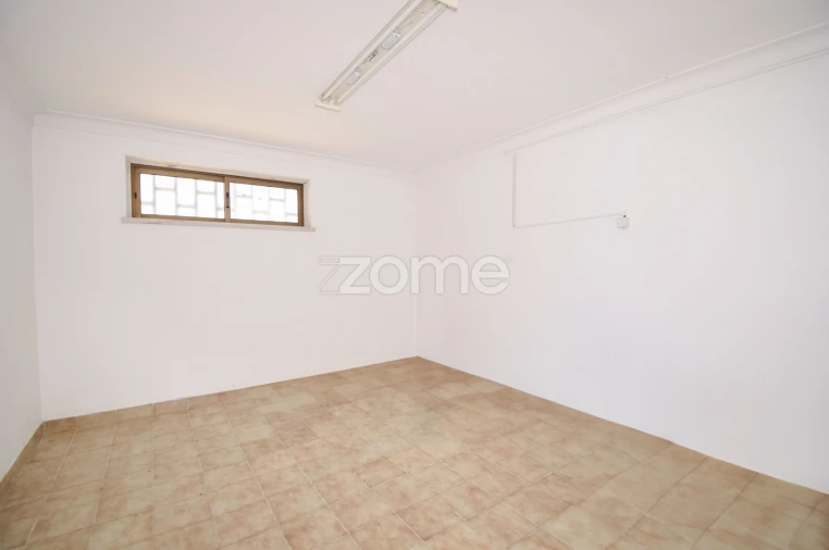 Moradia T6 para Venda em Carcavelos e Parede Foto 43