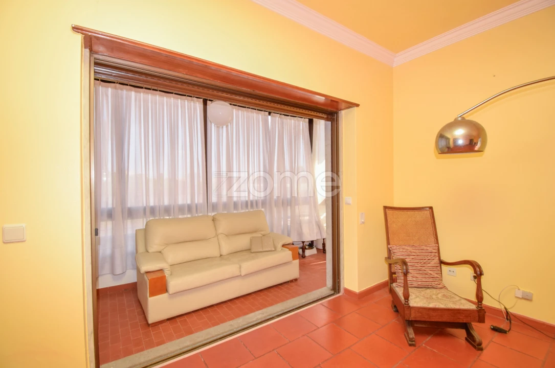 Moradia T6 para Venda em Carcavelos e Parede Foto 11