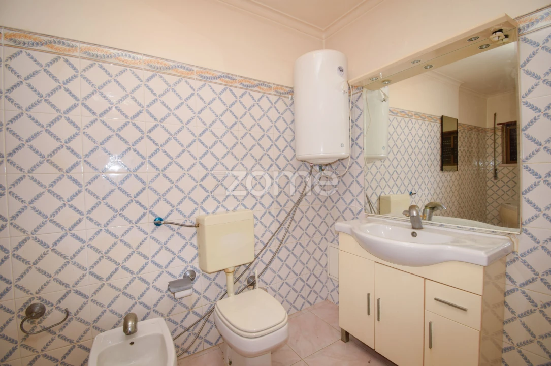 Moradia T6 para Venda em Carcavelos e Parede Foto 22
