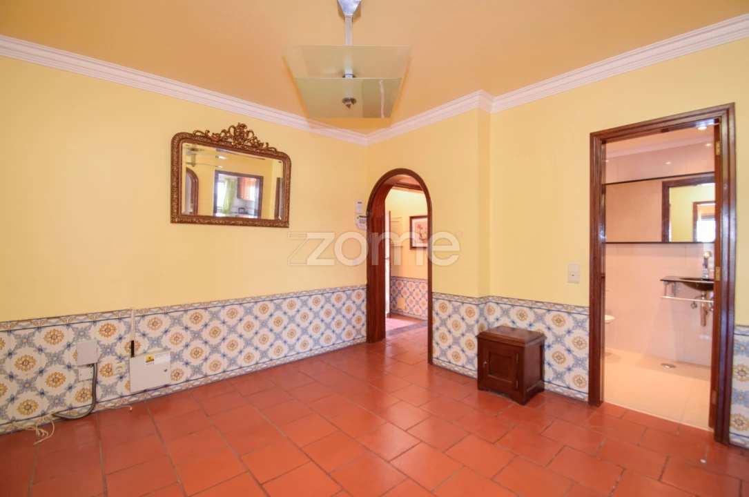 Moradia T6 para Venda em Carcavelos e Parede Foto 30
