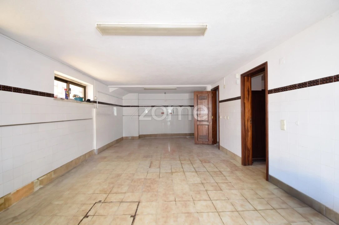 Moradia T6 para Venda em Carcavelos e Parede Foto 45