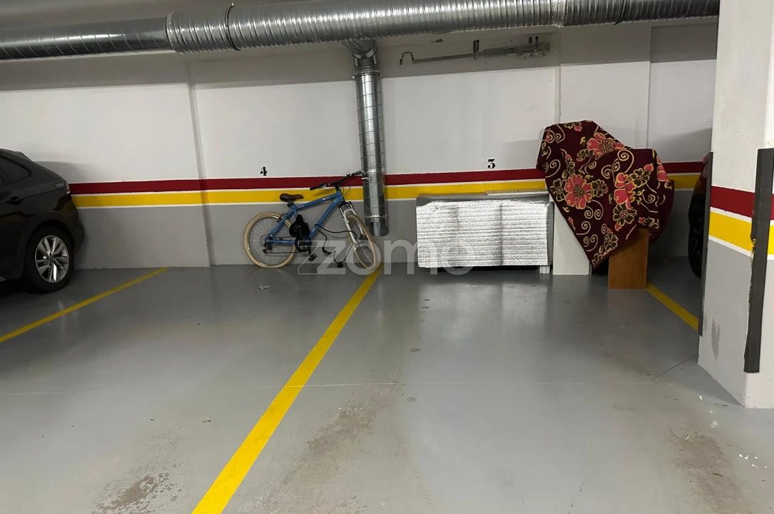 Apartamento T2 para Arrendamento em Algueirão-Mem Martins Foto 32