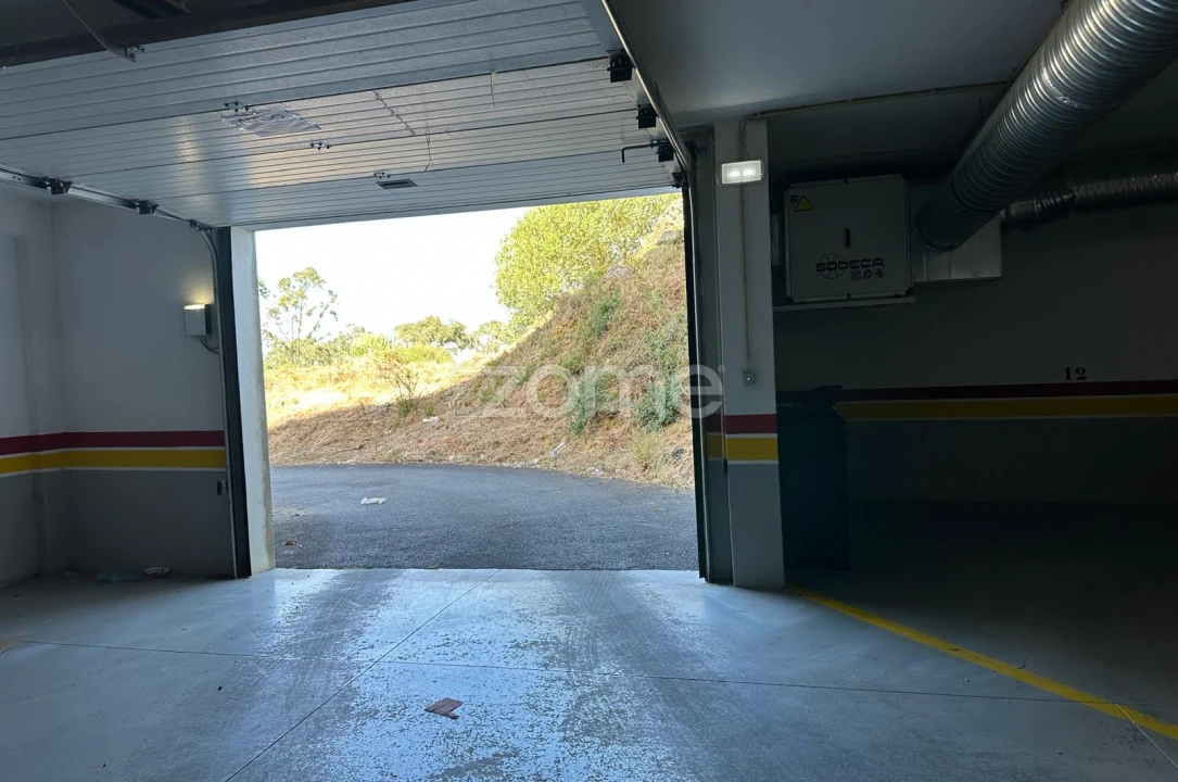 Apartamento T2 para Arrendamento em Algueirão-Mem Martins Foto 27