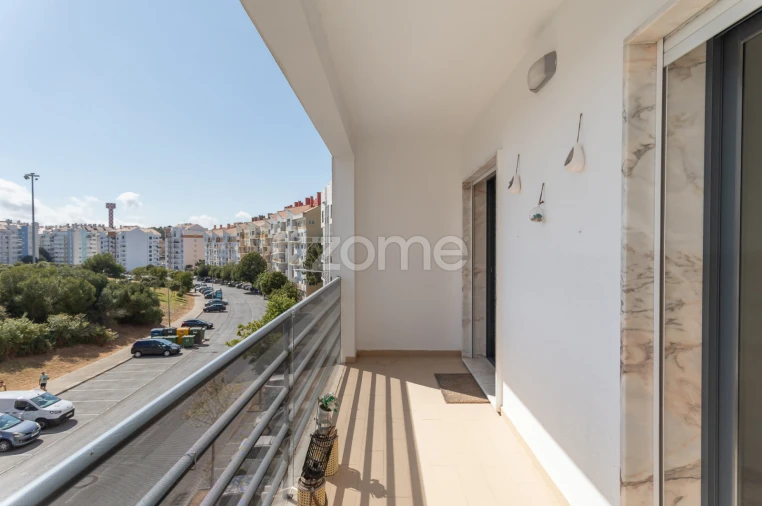 Apartamento T2 para Arrendamento em Algueirão-Mem Martins Foto 20