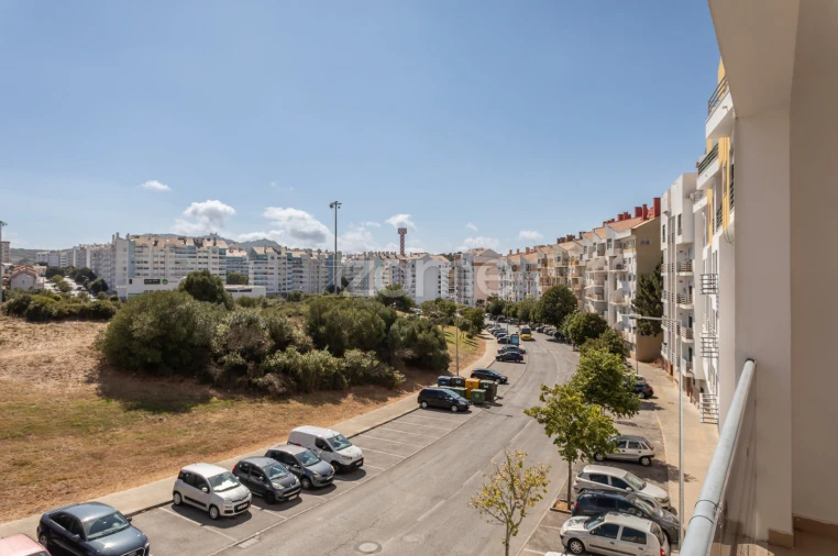 Apartamento T2 para Arrendamento em Algueirão-Mem Martins Foto 33