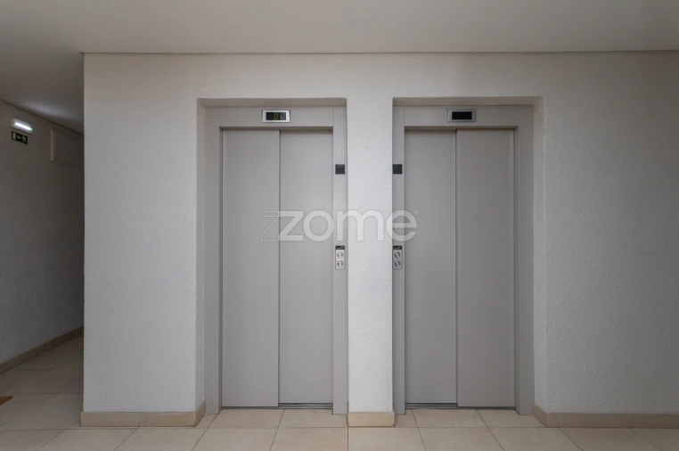 Apartamento T2 para Arrendamento em Algueirão-Mem Martins Foto 25