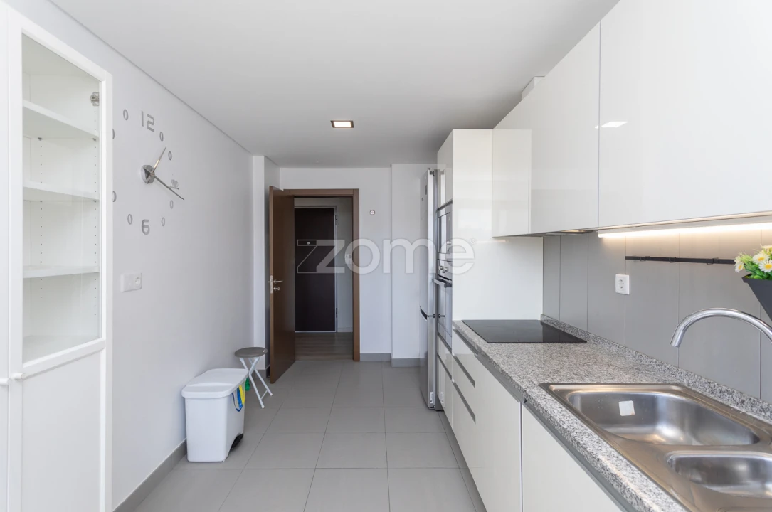 Apartamento T2 para Arrendamento em Algueirão-Mem Martins Foto 1
