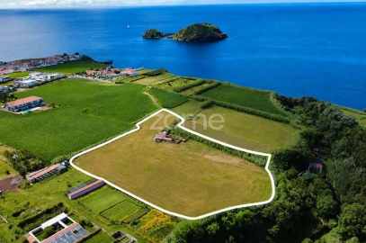 Terreno para Venda em Vila Franca do Campo (São Pedro)