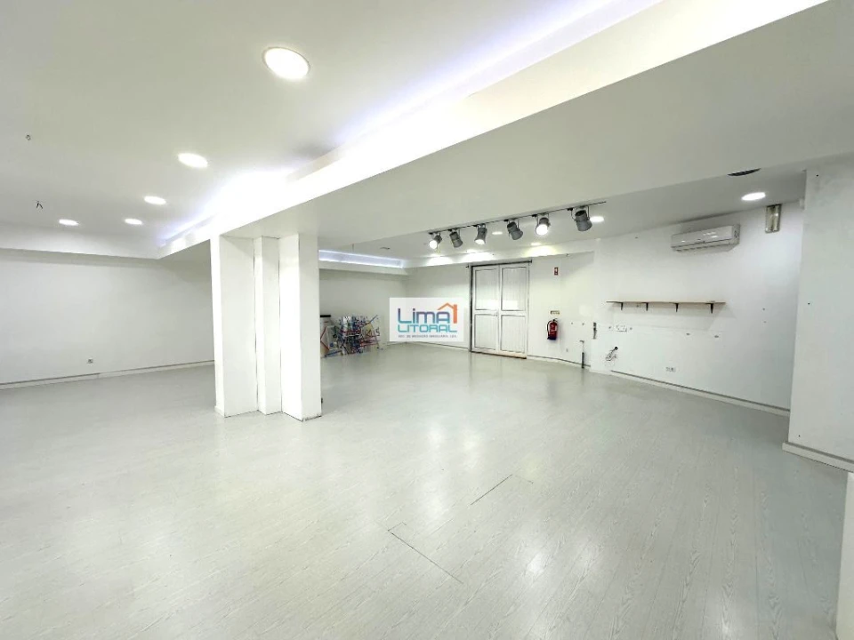 Loja para Arrendamento em Leiria, Pousos, Barreira e Cortes Foto 3