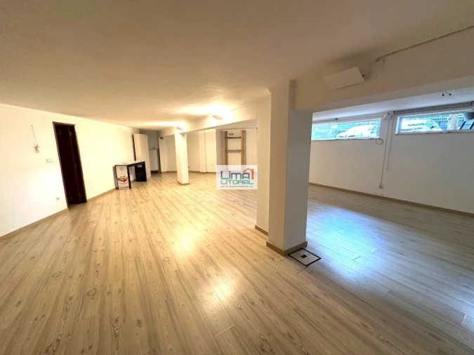 Loja para Arrendamento em Leiria, Pousos, Barreira e Cortes Foto 10