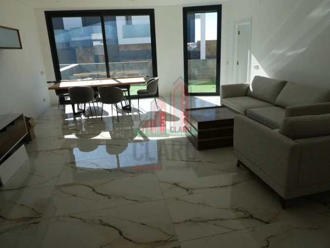 Moradia T4 para Venda em Albufeira e Olhos de Água Foto 10