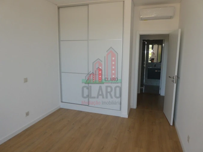 Moradia T4 para Venda em Albufeira e Olhos de Água Foto 24