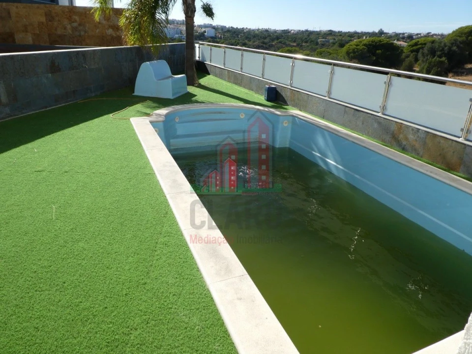 Moradia T4 para Venda em Albufeira e Olhos de Água Foto 7
