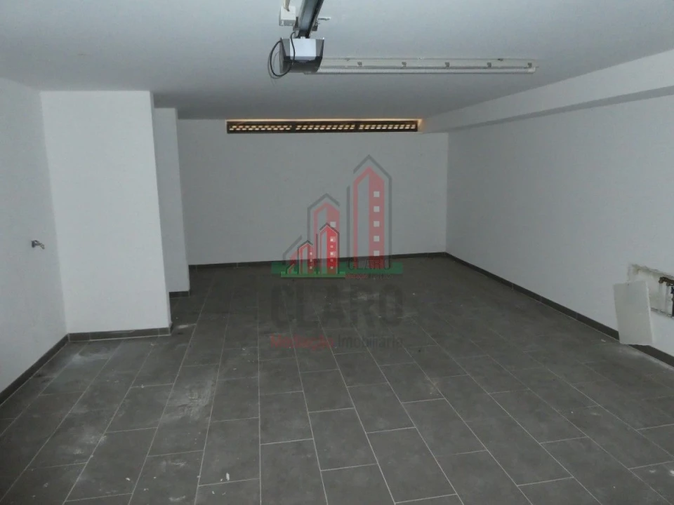 Moradia T4 para Venda em Albufeira e Olhos de Água Foto 44