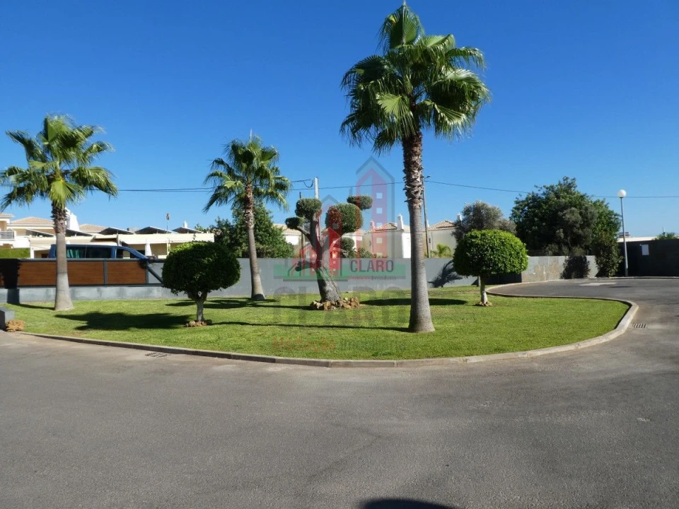 Moradia T4 para Venda em Albufeira e Olhos de Água Foto 54