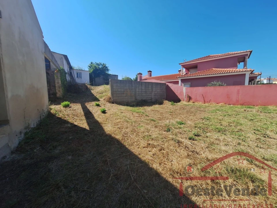 Moradia T3 para Venda em Cadaval e Pêro Moniz Foto 17