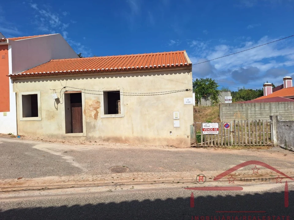 Moradia T3 para Venda em Cadaval e Pêro Moniz Foto 1