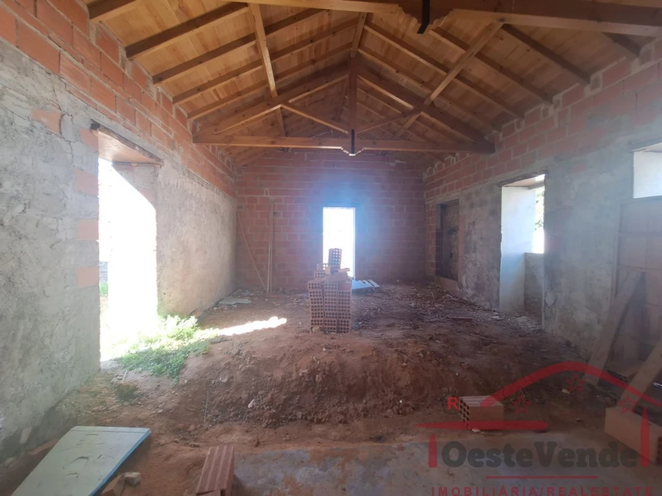 Moradia T3 para Venda em Cadaval e Pêro Moniz Foto 4