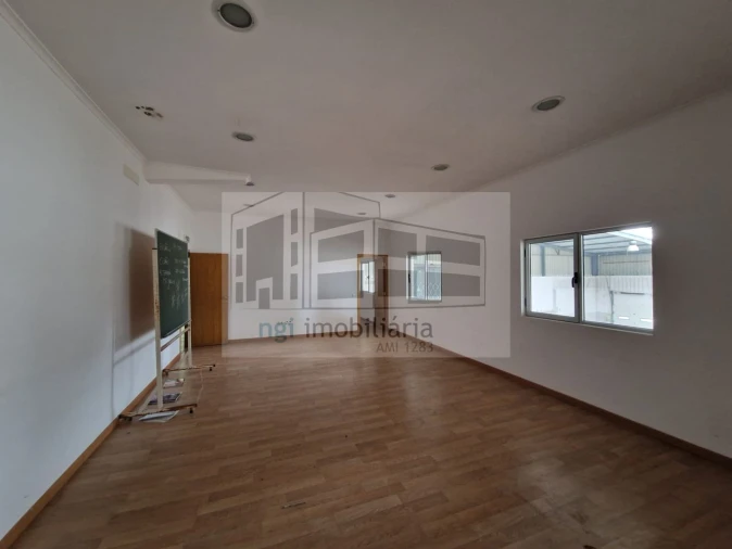 Loja para Venda em Salvaterra de Magos e Foros de Salvaterra Foto 39