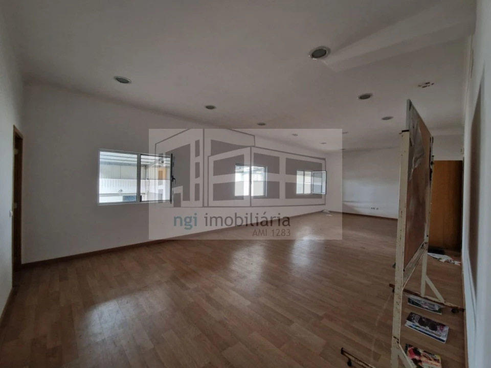 Loja para Venda em Salvaterra de Magos e Foros de Salvaterra Foto 45