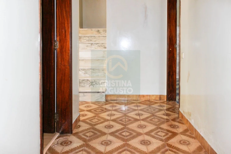 Moradia T5 para Venda em Alcains Foto 27