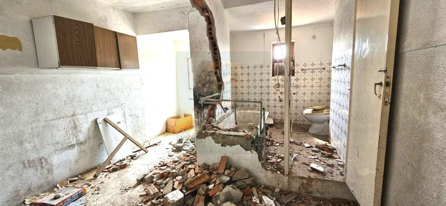 Apartamento T0 para Venda em Alcains Foto 2