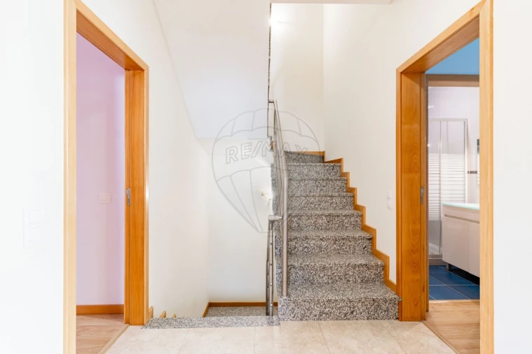 Moradia T5 para Venda em Custóias, Leça do Balio e Guifões Foto 18