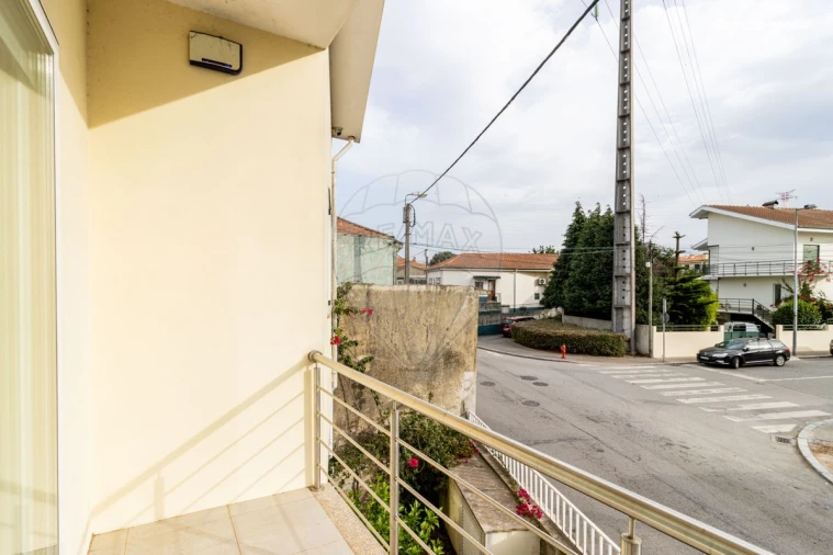 Moradia T5 para Venda em Custóias, Leça do Balio e Guifões Foto 32